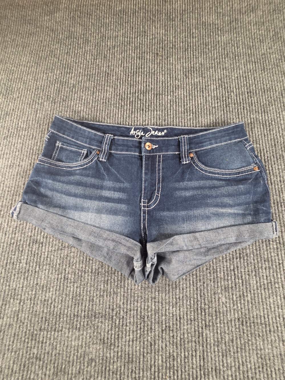 Dark Blue Rolled-Hem Women's Denim Shorts